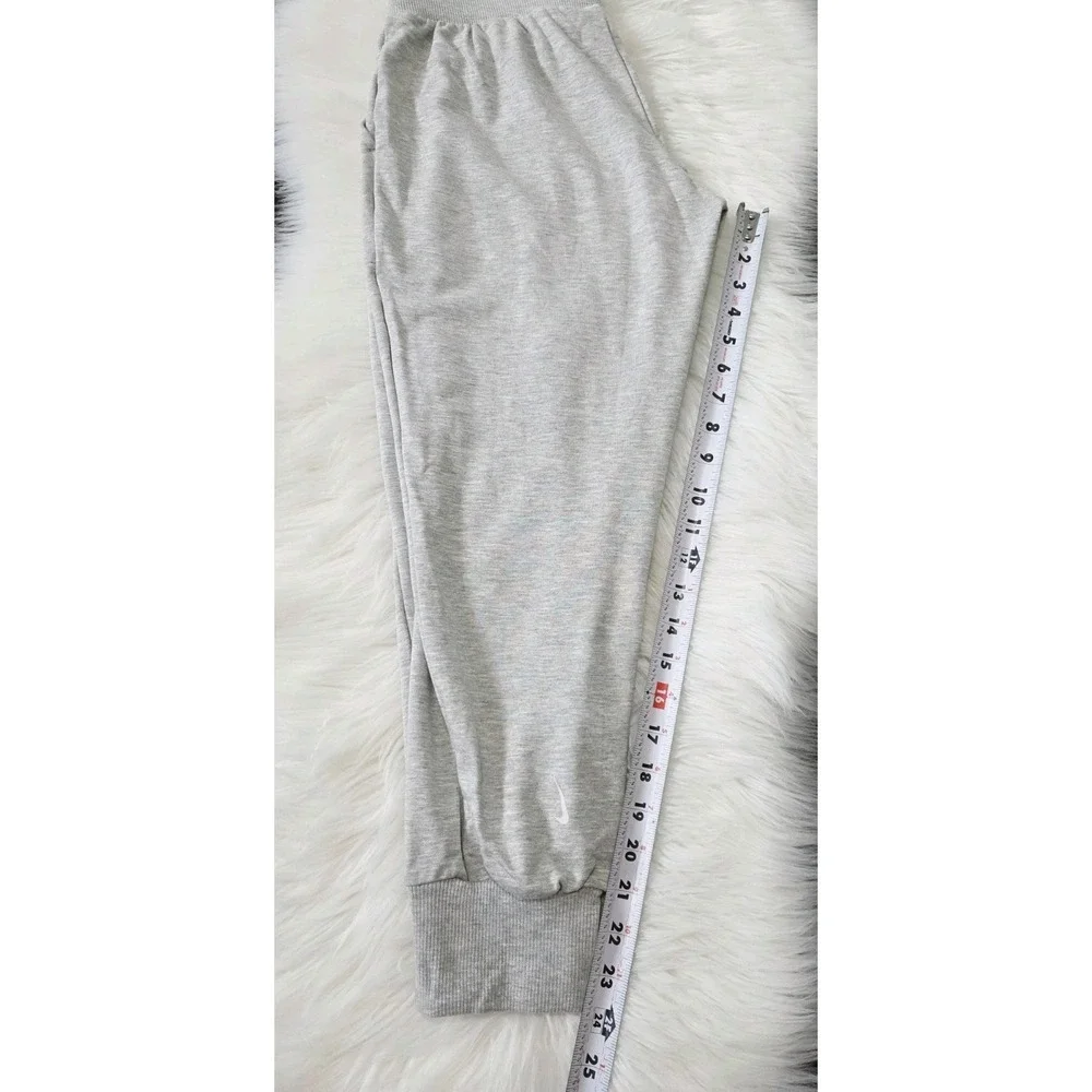 Nike Dri-Fit Cropped Joggers Women's Size Medium Gray Elastic Waist Pockets